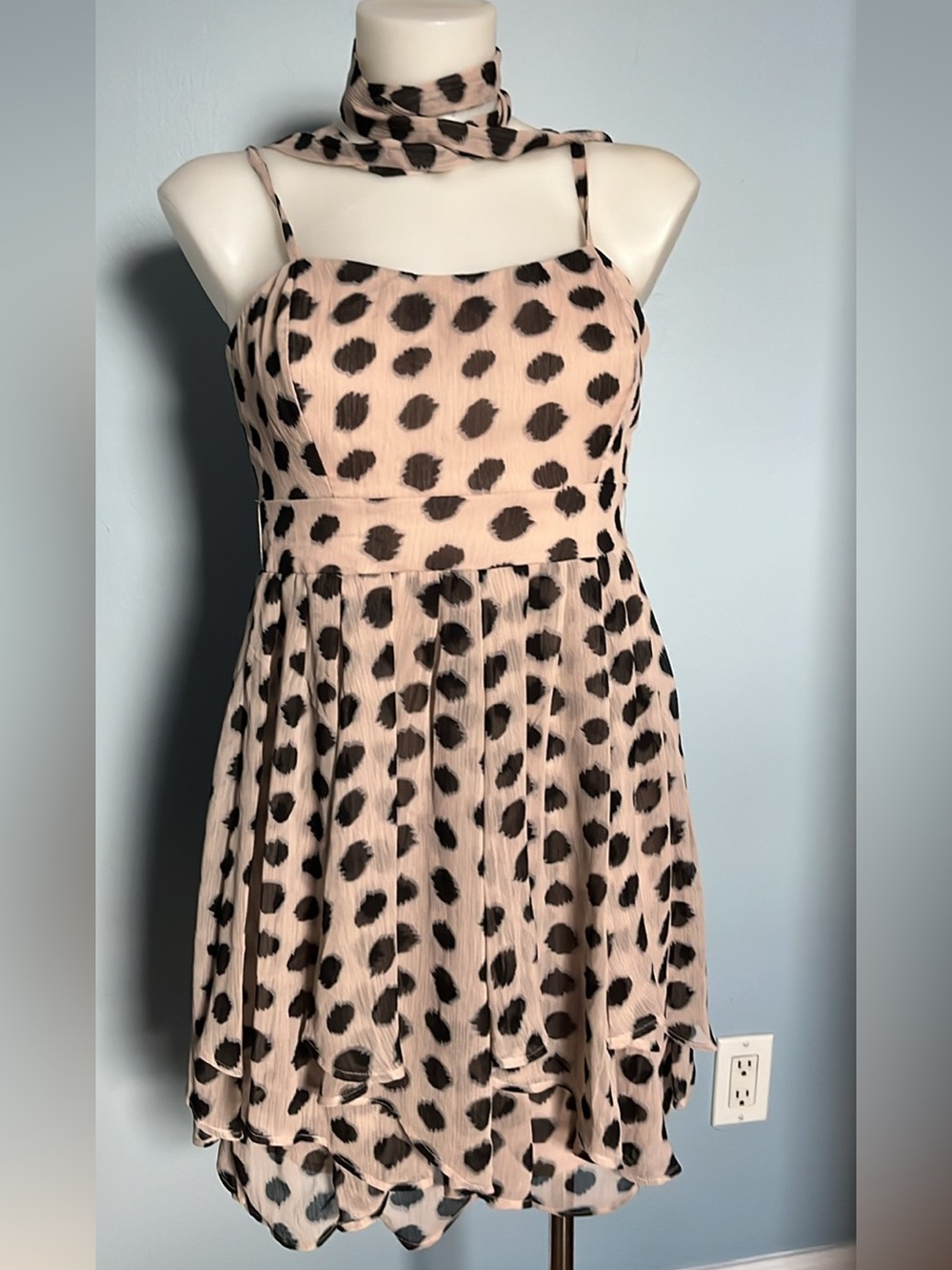 AMERICAN RAG CIE SPAGHETTI STRAP DRESS👗Size SMALL